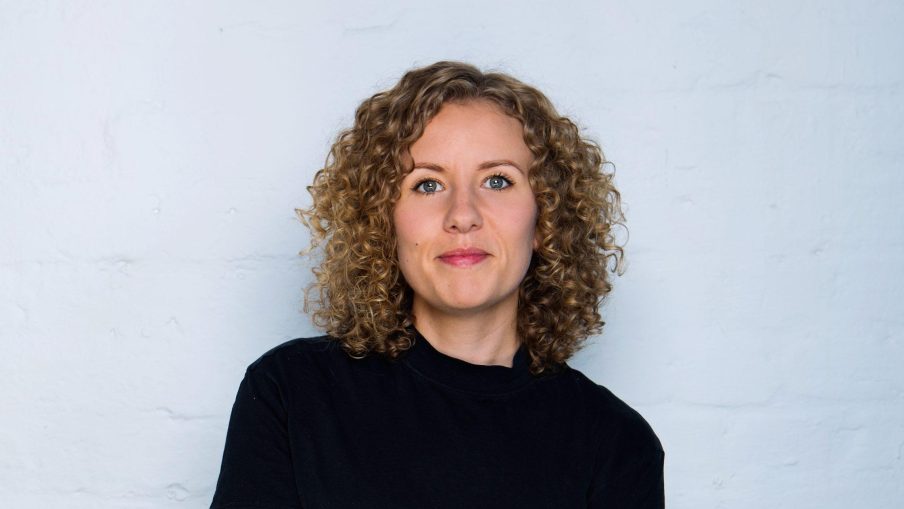 Headshot of Kayleigh Llewellyn